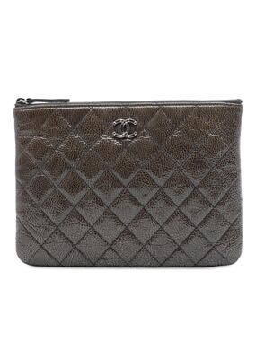 Chanel O Case Clutch Quilted Caviar #354574C11B